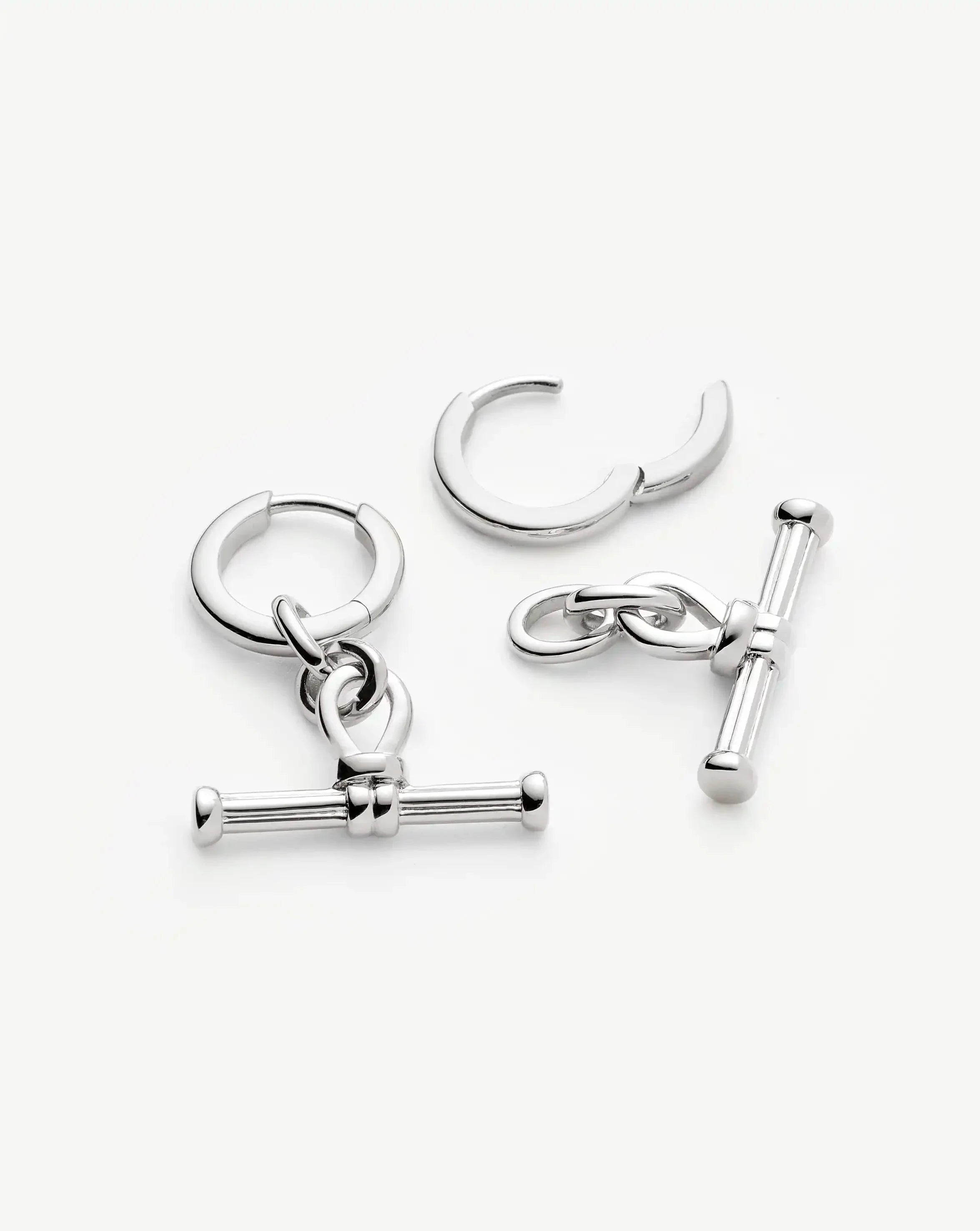 Ridge T-Bar Drop Huggies | Silver Plated